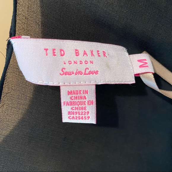 TED BAKER SZ M BLK OVER SIZE WATER COLOR TOP - Picture 8 of 8